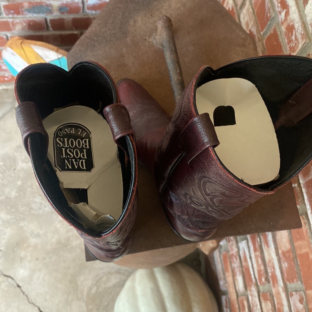 Women's Brown Leather Western Boots - Picture 7 of 11